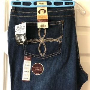 Aura from the women of Wrangler jeans.